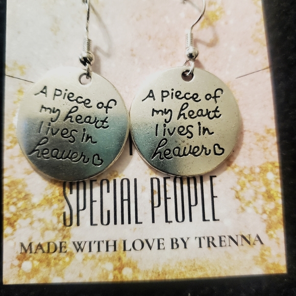 A PIECE OF MY HEART LIVES IN HEAVEN - Picture 7 of 7